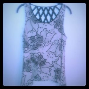 Bobeau tank w/ strappy back size small